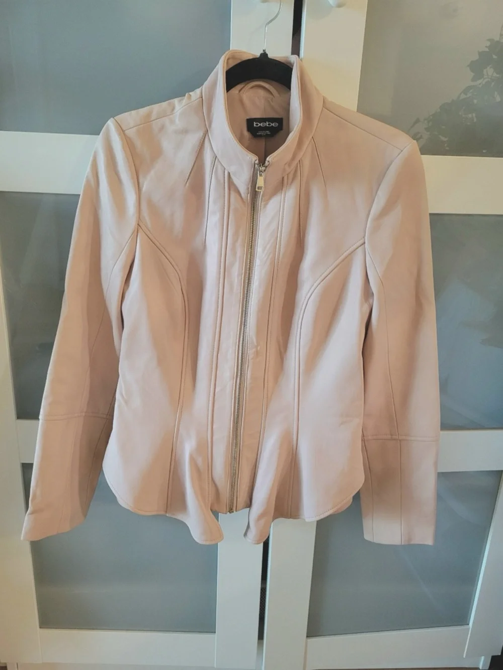 bebe Ivory/blush pink Long Sleeve Leather Zip Jacket. Sz M
